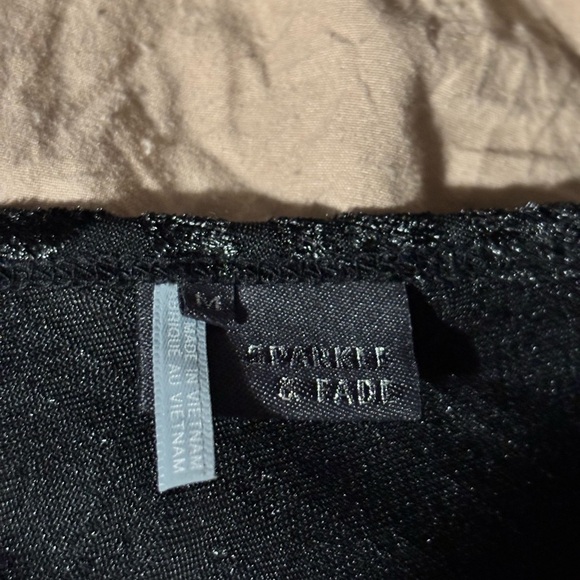 🛍Bundle sale🛍Sparkle & Fade Black and Blue Patterned Crop Top nwot - Picture 7 of 11